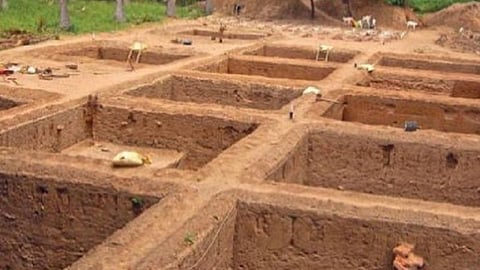 கீழடியில் 2 சில்லு வட்டுகள் கண்டெடுப்பு