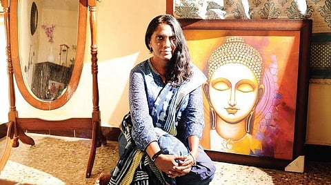 பெண் எழுத்து: வாழ்க்கையை வாசிக்க வேண்டும்