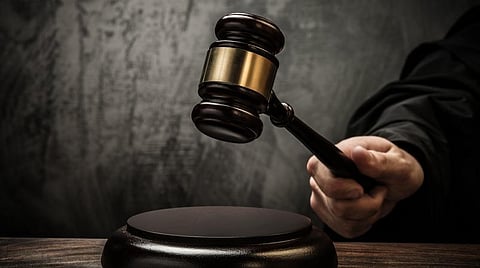 சிறுமிக்கு பாலியல் வன்கொடுமை: கரூரில் இளைஞர் உட்பட 3 பேர் மீது போக்ஸோ வழக்கு