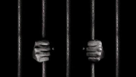 வேலூர்: போக்சோ சட்டத்தில் இளைஞர் கைது