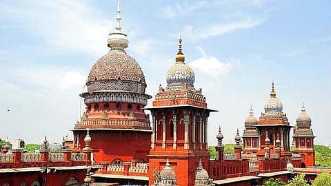 சேலம்: 3 பேரூராட்சிகளில் மறைமுகத் தேர்தலின்போது பதிவு செய்யப்பட்ட வீடியோ காட்சிகளை தாக்கல் செய்ய உத்தரவு