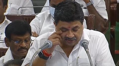 தமிழக சட்டப்பேரவையில் 2022-23 நிதியாண்டுக்கான பட்ஜெட்டை தாக்கல் செய்த நிதியமைச்சர் பழனிவேல் தியாகராஜன்