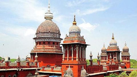 கோடநாடு கொலை, கொள்ளை வழக்கில் தற்போது சாட்சி விசாரணையை நடத்த உத்தரவிட முடியாது: சென்னை உயர் நீதிமன்றம் மறுப்பு