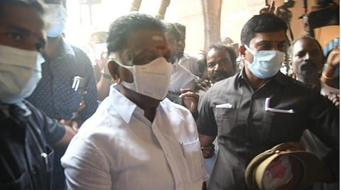 ”ஜெயலலிதாவுக்கு எதிராக சசிகலா சதிதிட்டம் தீட்டவில்லை” - ஓபிஎஸ் வாக்குமூலம்