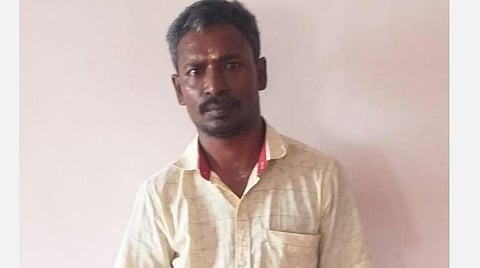 சலவைத்தொழிலாளி சண்முகவேல்