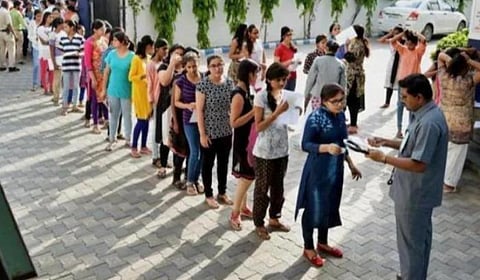 ஜேஇஇ, கேட்-பி நுழைவுத் தேர்வுகளுக்கு விண்ணப்பிக்கும் அவகாசம் நீட்டிப்பு