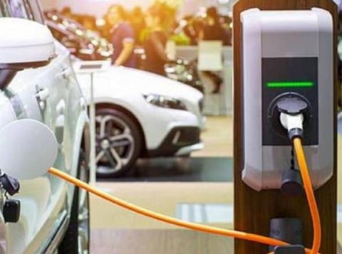 டெல்லியில் 3000 மின்சாரக் கார்கள்: கடன் வழங்குகிறது மத்திய அரசு