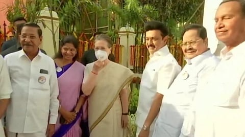 டெல்லியில் அண்ணா - கலைஞர் அறிவாலயத்தை ஸ்டாலின் திறந்து வைத்தார்; சோனியா காந்தி பங்கேற்பு