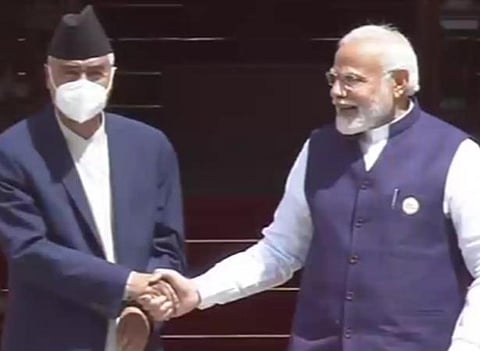 ரூபே சேவை உட்பட பல்வேறு ஒப்பந்தங்கள்: இந்தியா - நேபாளம் இடையே ரயில் போக்குவரத்து - பிரதமர் மோடி, பிரதமர் தேவ்பா தொடங்கி வைப்பு