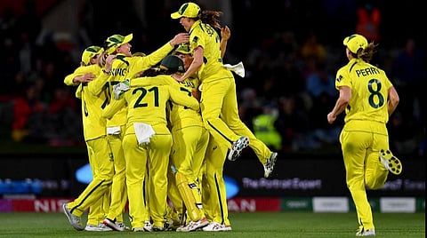 மகளிர் கிரிக்கெட் உலகக் கோப்பை: 7வது முறையாக சாம்பியன் பட்டம் வென்ற ஆஸ்திரேலியா!