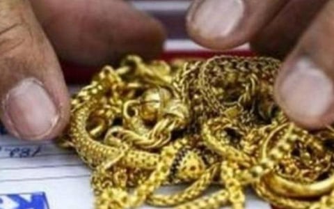 மானாமதுரை அருகே கீழப்பசலையில் கூட்டுறவு சங்க நகைக்கடன் தள்ளுபடியில் முறைகேடு