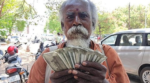 யாசகர் பூல்பாண்டியன் | படங்கள்: எஸ்.கிருஷ்ணமூர்த்தி