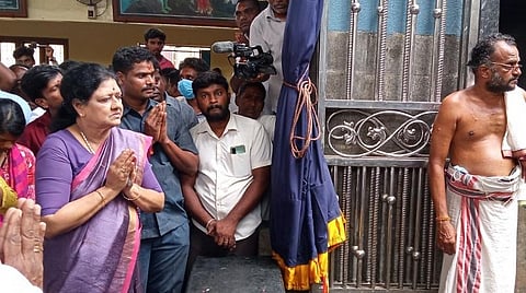 அதிமுக பொதுச் செயலாளர் பதவி | ”உயர் நீதிமன்றத்தை நாடுவோம்” - சசிகலா