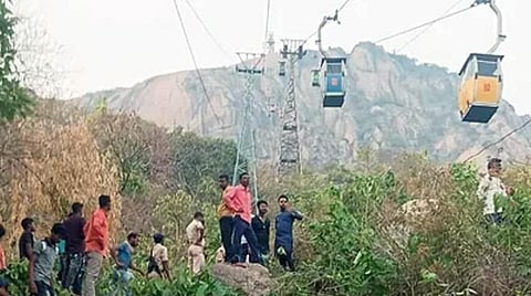 ஜார்க்கண்டில் ரோப் கார் மோதலில் 3 பேர் உயிரிழப்பு - மேலும் 18 பேரை மீட்கும் பணி தீவிரம்