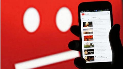 உலகளவில் சில மணிநேரம் முடங்கிய யூடியூப் சேவை