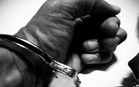 சேலம்: போக்சோ சட்டத்தின் கீழ் தொழிலாளி கைது