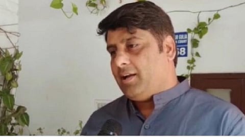 விஐபி நம்பர் பிளேட் மோகம்: ரூ.71,000 ஸ்கூட்டருக்கு ரூ.15 லட்சம் செலவிட்ட நபர்!