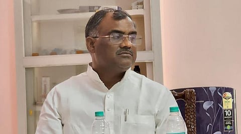 உ.பி. விருந்தினர் மாளிகையில் எலி கடித்ததால் அமைச்சர் பாதிப்பு