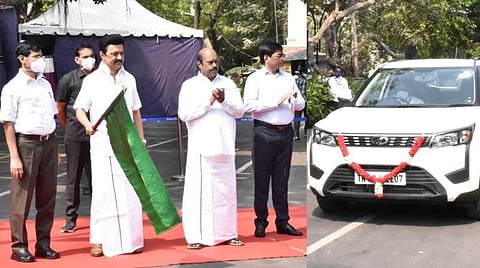 பொதுப்பணித்துறை அதிகாரிகளுக்கான புதிய வாகனங்களை முதல்வர் ஸ்டாலின் வழங்கினார்