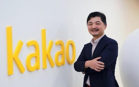 தென் கொரியாவின் நம்பர் 1 பணக்காரர்: Kim Beom-su | யார் இவர்?