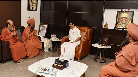 'மன்னார்குடி ஜீயர் பேசிய வார்த்தைகள் தவறு' - முதல்வர் ஸ்டாலினை சந்தித்த ஆதினங்கள்