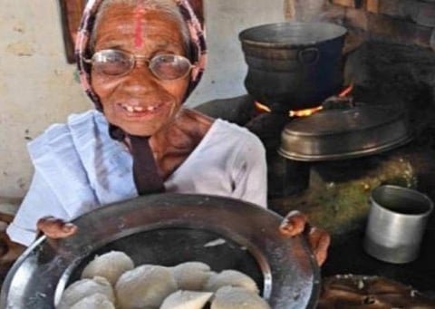 'ஒரு தாய்க்கு கொடுத்த வாக்கு அன்னையர் தினத்தில் நிறைவேற்றப்பட்டது' - தொழிலதிபர் ஆனந்த் மஹிந்திரா