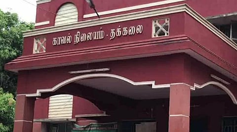 தக்கலையில் பெண்ணிடம் நகை பறித்த கேரள இளைஞர் பைக் விபத்தில் உயிரிழப்பு; நண்பர் பலத்த காயம், 11 பவுன் செயின் மீட்பு