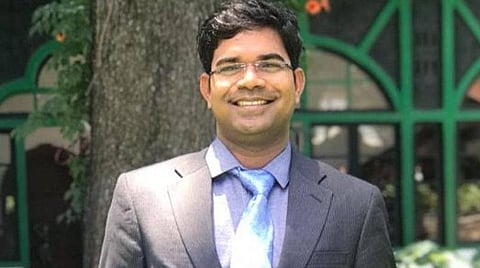 உ.பி.யில் குழந்தைகளை பள்ளிக்கு அனுப்பும் திட்டம் - ஆக்ராவில் 80% அமல்படுத்தி தமிழரான உதவி ஆட்சியர் சாதனை