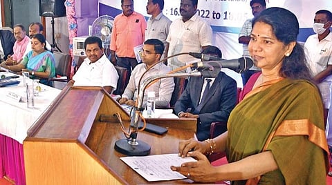 கடல் உணவு தொழிலில் இளைஞர்கள் ஈடுபட வேண்டும்: மீன்வளக் கல்லூரி நிகழ்ச்சியில் கனிமொழி எம்.பி. வேண்டுகோள்