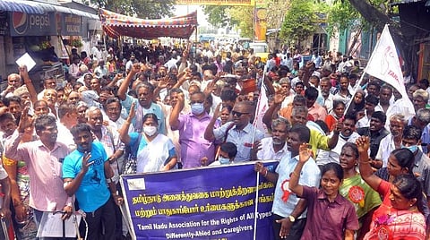 100 நாள் வேலை | ‘பிடிஓ பொறுப்பு’ - ஊரக வளர்ச்சி இயக்குநர் உறுதியால் மாற்றுத் திறனாளிகள் போராட்டம் வாபஸ்