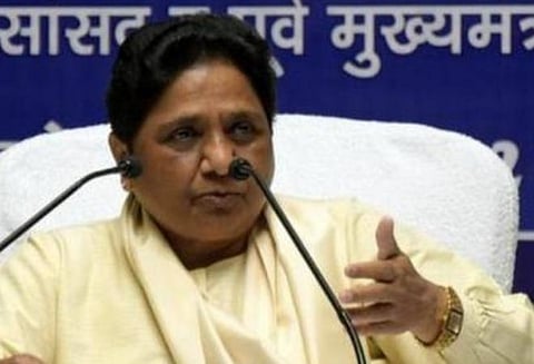 மக்களை திசைத் திருப்பவே மதவழிபாட்டு தலங்களைக் குறிவைக்கிறது பாஜக: மாயாவதி சாடல்