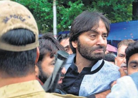 பயங்கரவாதத்துக்கு நிதி | யாசின் மாலிக் குற்றவாளி: டெல்லி என்ஐஏ நீதிமன்றம் தீர்ப்பு