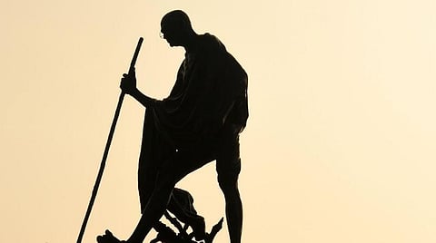 இடம் மாறுகிறது மெரினா கடற்கரை காந்தி சிலை: மெட்ரோ ரயில் பணிகளுக்காக முன்னெச்சரிக்கை நடவடிக்கை