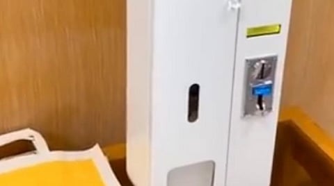 பயன்பாட்டுக்கு வரும் மஞ்சப்பை இயந்திரம்: பொது இடங்களில் வைக்க திட்டம் 