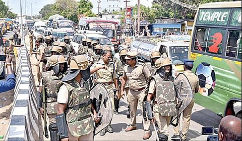 ராமேசுவரத்தில் குவிக்கப்பட்ட அதிரடிப்படையினர். படங்கள்: எல்.பாலச்சந்தர்