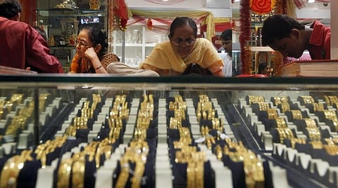 தங்கம் விலை உயர்வு: இன்றைய நிலவரம் என்ன?