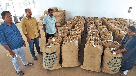 முறைகேடுகள் நடைபெறுவதை தவிர்க்க கொப்பரை கொள்முதலில் ‘க்யூ.ஆர். கோடு ’அறிமுகம்