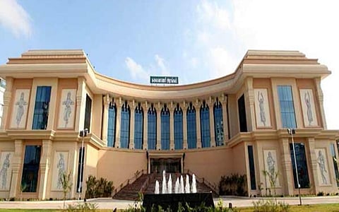 கருணாநிதி பிறந்த நாளையொட்டி சென்னையில் மலர் கண்காட்சி