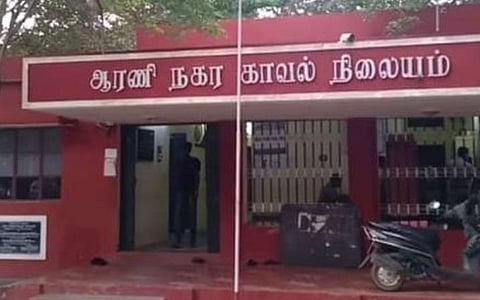 ஆரணியில் தந்தூரி சிக்கன் சாப்பிட்ட மாணவர் உயிரிழப்பு எதிரொலி: அசைவ உணவகத்துக்கு ‘சீல்’ வைக்க காவல்துறை பரிந்துரை