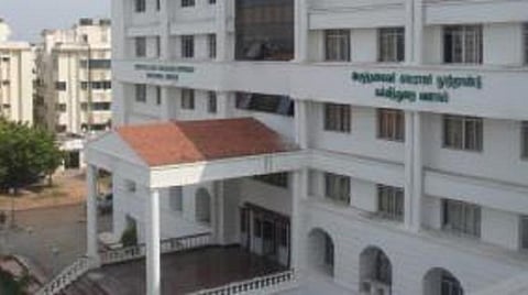 அடுத்த கல்வியாண்டு முதல் புதுச்சேரி பள்ளிகளில் சிபிஎஸ்இ பாடத்திட்டம்: கல்வித்துறை முடிவு