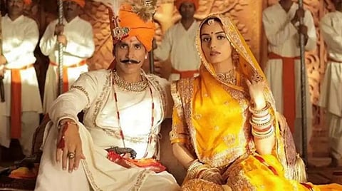 சோபிக்காத அக்‌ஷய் குமாரின் ‘சாம்ராட் பிருத்விராஜ்’ - முதல் நாளில் ரூ.10 கோடி மட்டுமே வசூல்