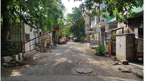 ‘நீங்க யார் வீட்டுக்குப் போகணும்?’ - சென்னை வீதிகளில் அனுமதியின்றி முளைக்கும் ‘செக் போஸ்ட்’!