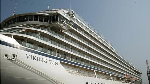 சூதாட்ட கப்பலை புதுச்சேரிக்குள் நுழைய அனுமதிக்கக்கூடாது: அதிமுக கடும் எதிர்ப்பு