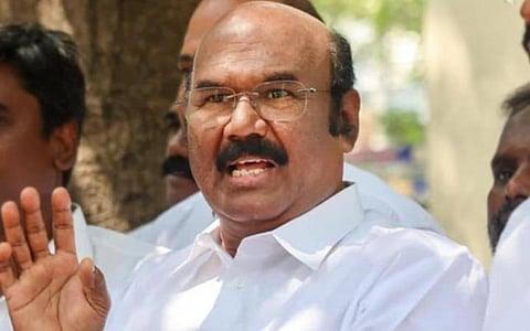 சசிகலாவை சேர்க்கும் பேச்சுக்கே இடமில்லை: அதிமுக முன்னாள் அமைச்சர் ஜெயக்குமார் திட்டவட்டம்