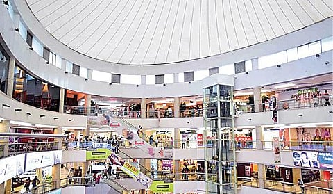 தமிழகத்தில் கடைகள், வணிக நிறுவனங்கள் 24 மணி நேரமும் இயங்க அனுமதி - அரசு உத்தரவின் முழுவிவரம்