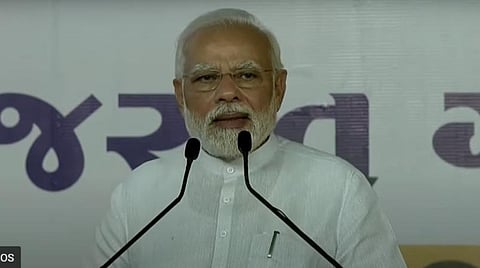 "ஏழைகளுக்கு 100% அதிகாரம் அளிக்கும் திட்டத்தை அரசு செயல்படுத்துகிறது" - பிரதமர் புகழாரம்