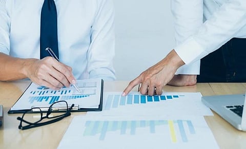 தொழில் கடன் வாங்கும்போது வங்கி ஏன் ப்ராஜக்ட் ரிப்போர்ட் கேட்கிறது? - ஒரு விரிவான பார்வை