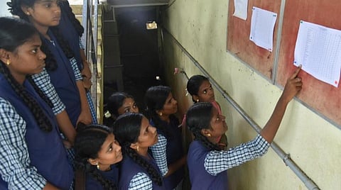 சென்னை மாநகராட்சி பள்ளிகளில் பிளஸ் 2-வில் 86.53%, 10-ம் வகுப்பில் 75.84% தேர்ச்சி