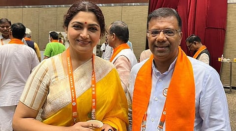 பிரதமர் மோடியை கண்டு கேசிஆர் பயப்படுகிறார் - பாஜகவை சேர்ந்த நடிகை குஷ்பு கருத்து