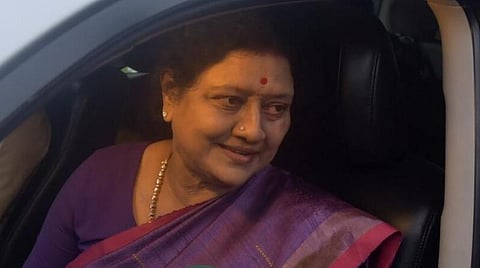 பண பலமும் படை பலமும் தலைமையை தீர்மானிக்க முடியாது: சசிகலா